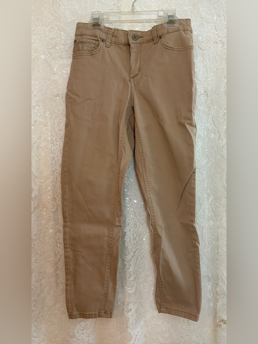 Jones New York Pre-loved Women’s Straight Leg Jeans in Tan Size 4P
